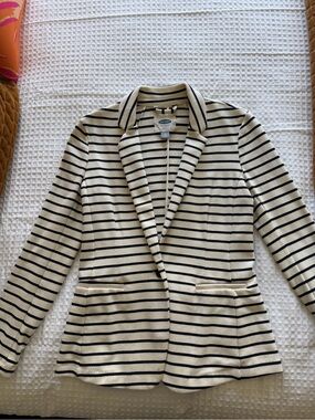 Old Navy: Cream and Navy Blue Striped Knit Blazer